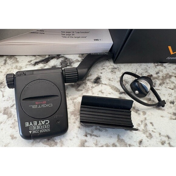 CatEye V2C Wireless Cycle Computer With 19 Functions Needs Battery See Pics - Picture 3 of 6